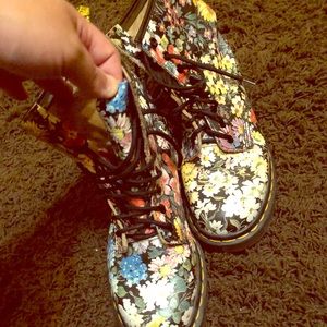 Florao Dr.Martens